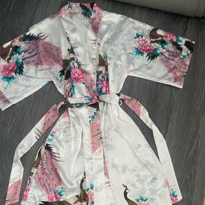 Peacock prints bathrobe Size medium